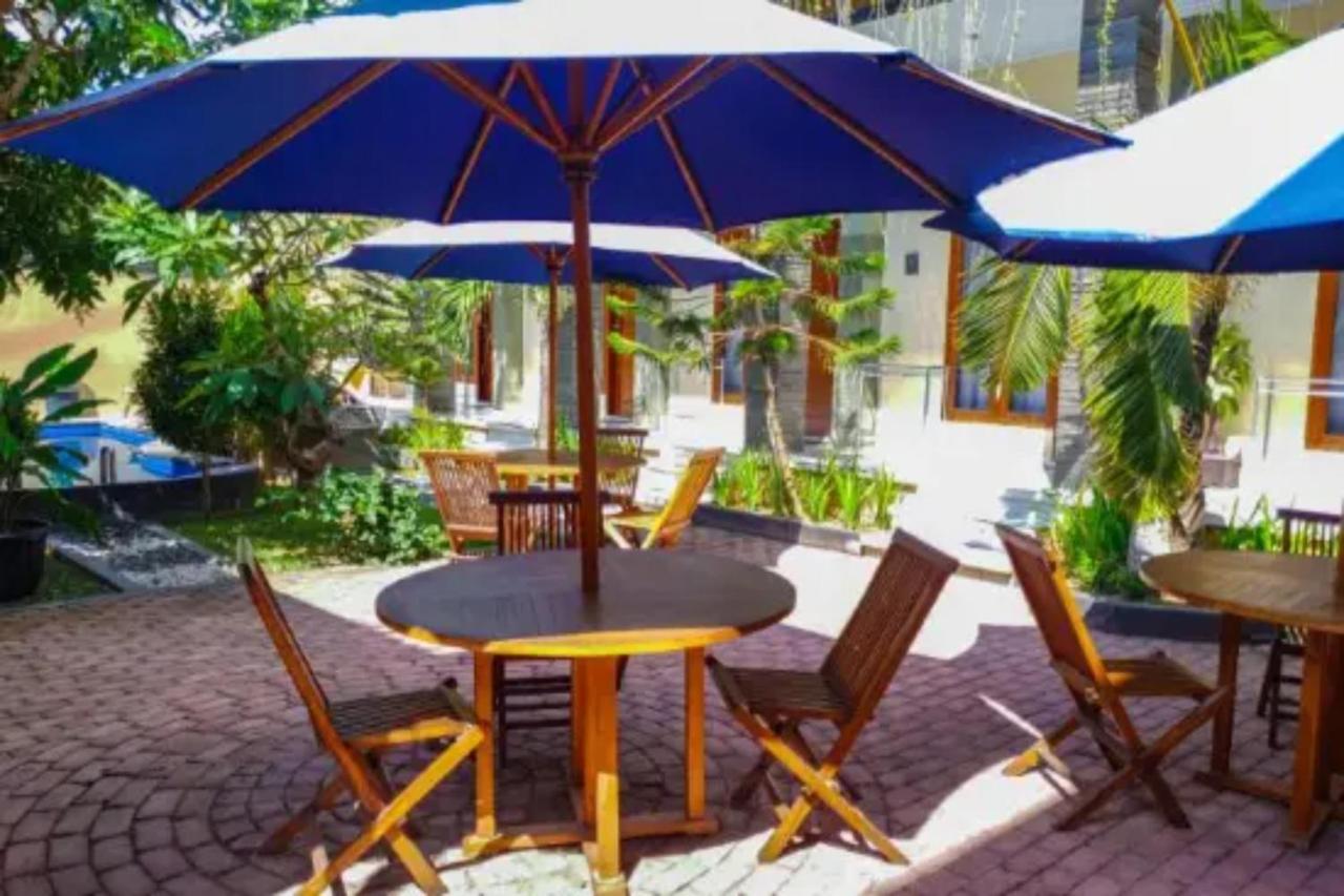 Oyo Flagship 91237 Ratu Guest House Kedunganan Exterior photo